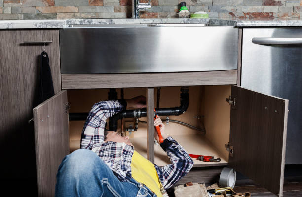 Best Emergency Plumbing Repair  in Gladstone, OR